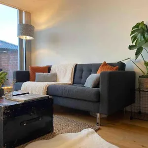 Spitalfields Market Penthouse Flat With Balcony Apartment